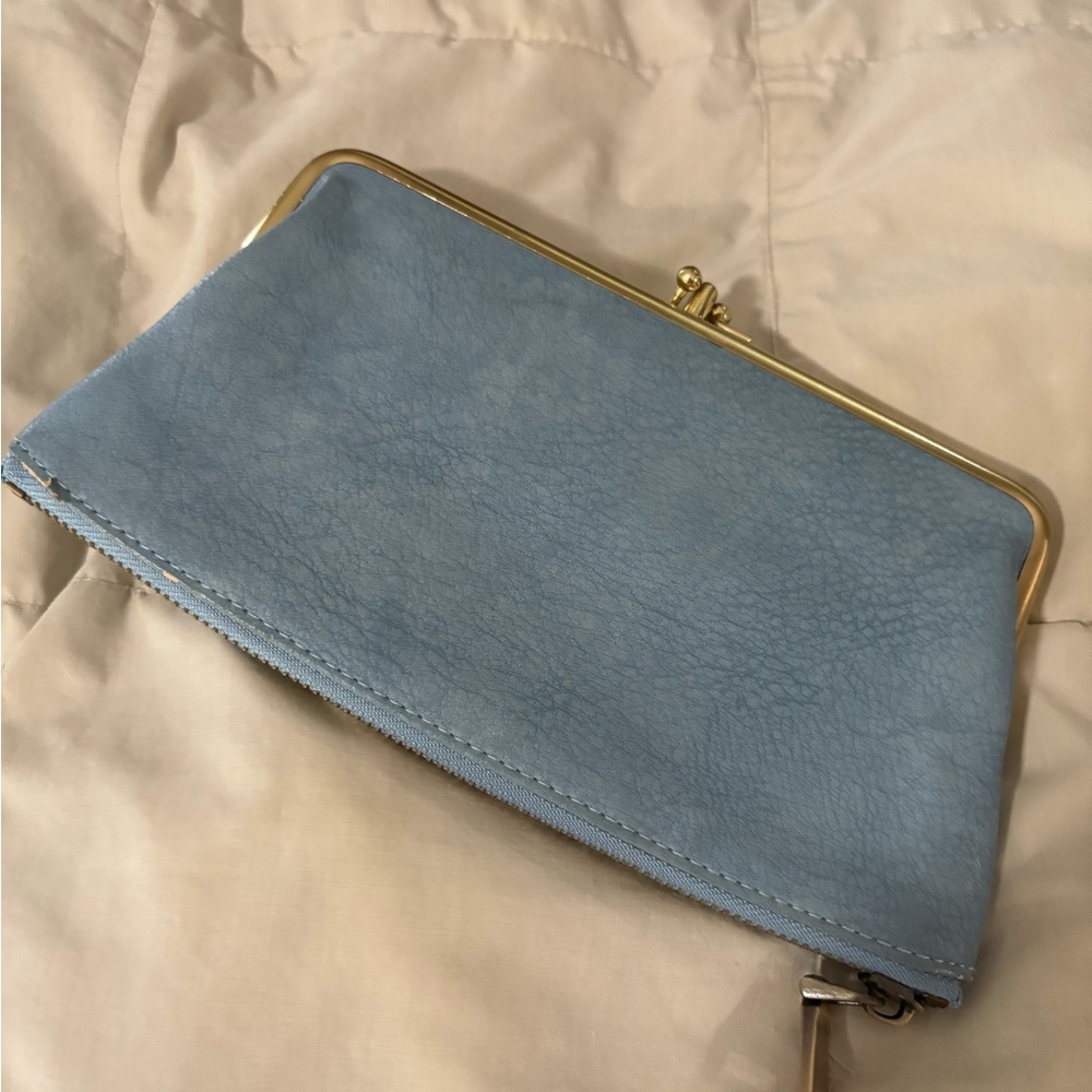 Urban Expressions Light Blue Leather Kiss-Lock Clutch with Brass Trim - Picture 2 of 11